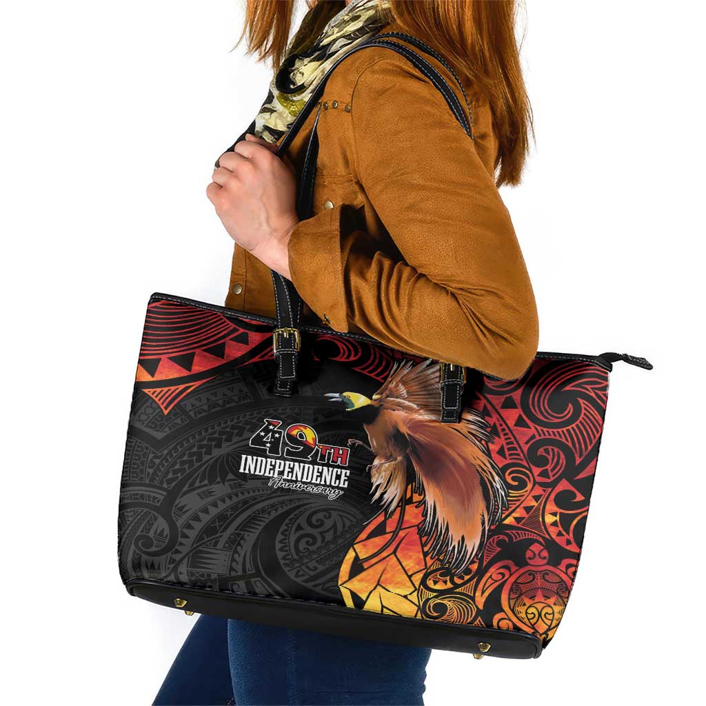 Papua New Guinea Leather Tote Bag Grunge Style 49th Independence Anni LT7 Black Red - Polynesian Pride