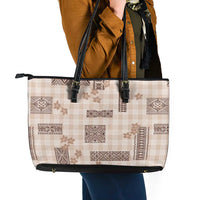 Hawaiian Quilt Tapa On Beige Palaka Motifs Leather Tote Bag LT7 - Polynesian Pride