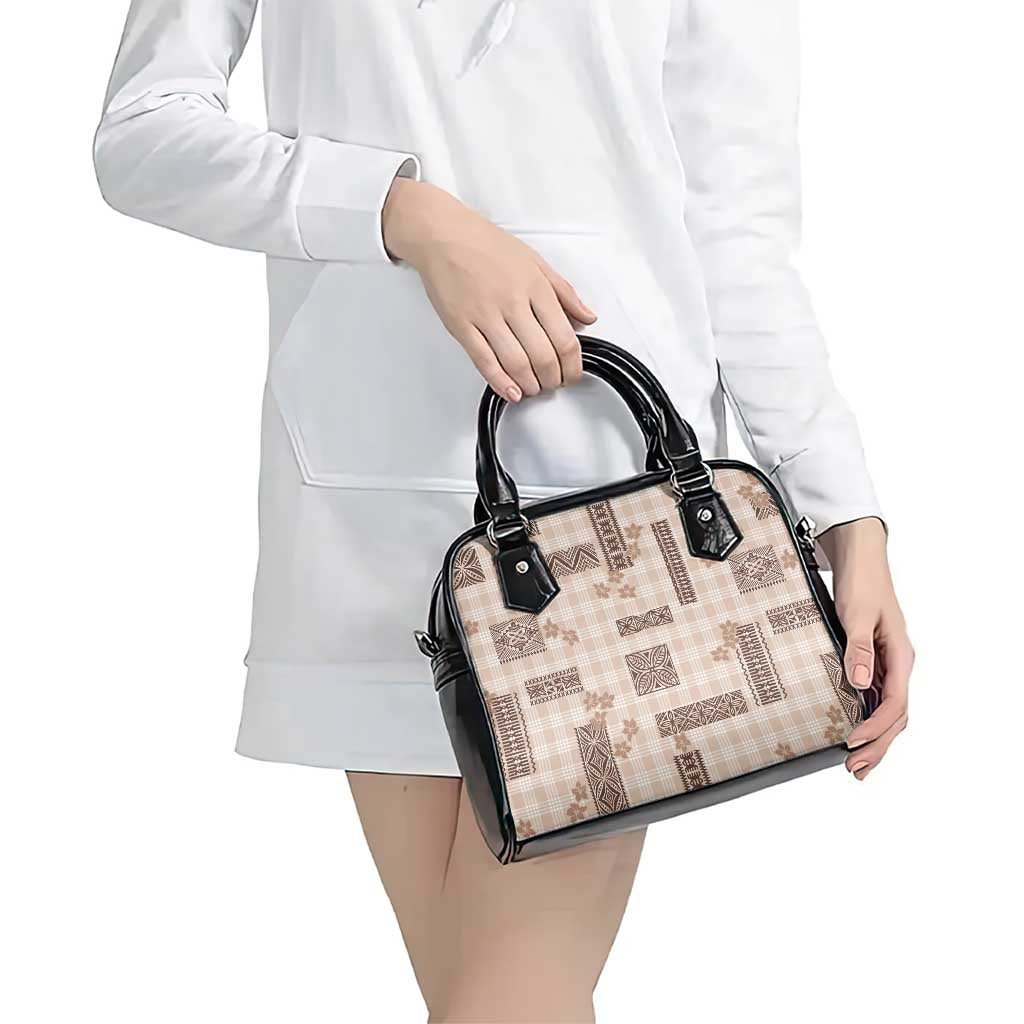 Hawaiian Quilt Tapa On Beige Palaka Motifs Shoulder Handbag