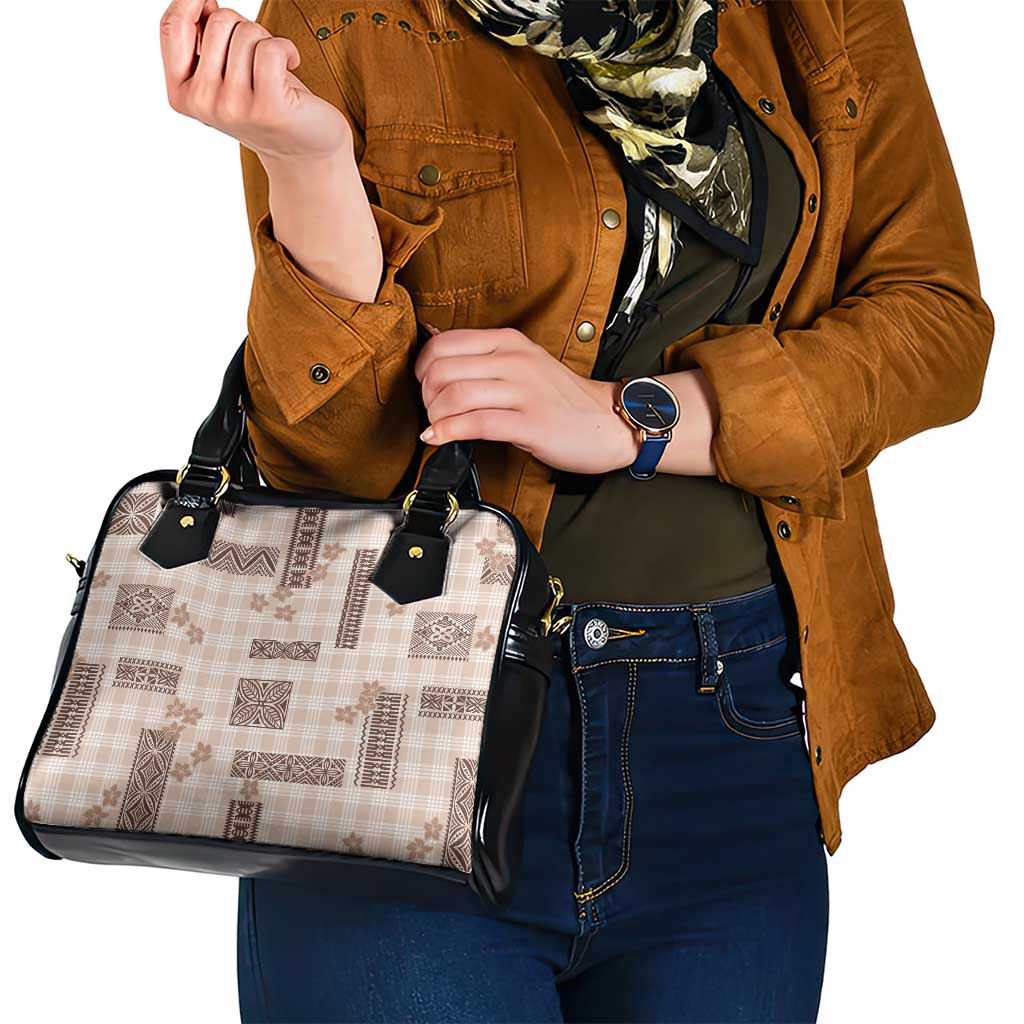 Hawaiian Quilt Tapa On Beige Palaka Motifs Shoulder Handbag