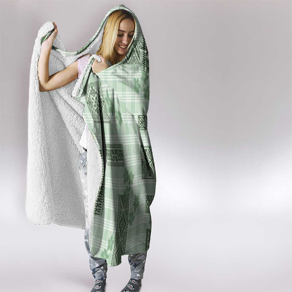 Hawaiian Quilt Tapa On Pastel Mint Palaka Motifs Hooded Blanket LT7 - Polynesian Pride