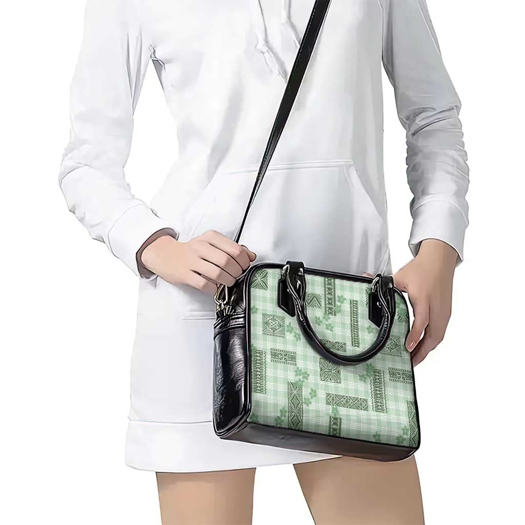 Hawaiian Quilt Tapa On Pastel Mint Palaka Motifs Shoulder Handbag