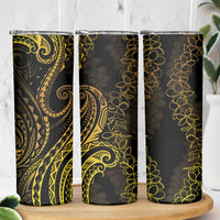 Polynesia Plumeria Lei Skinny Tumbler Black Gold Curves Motif