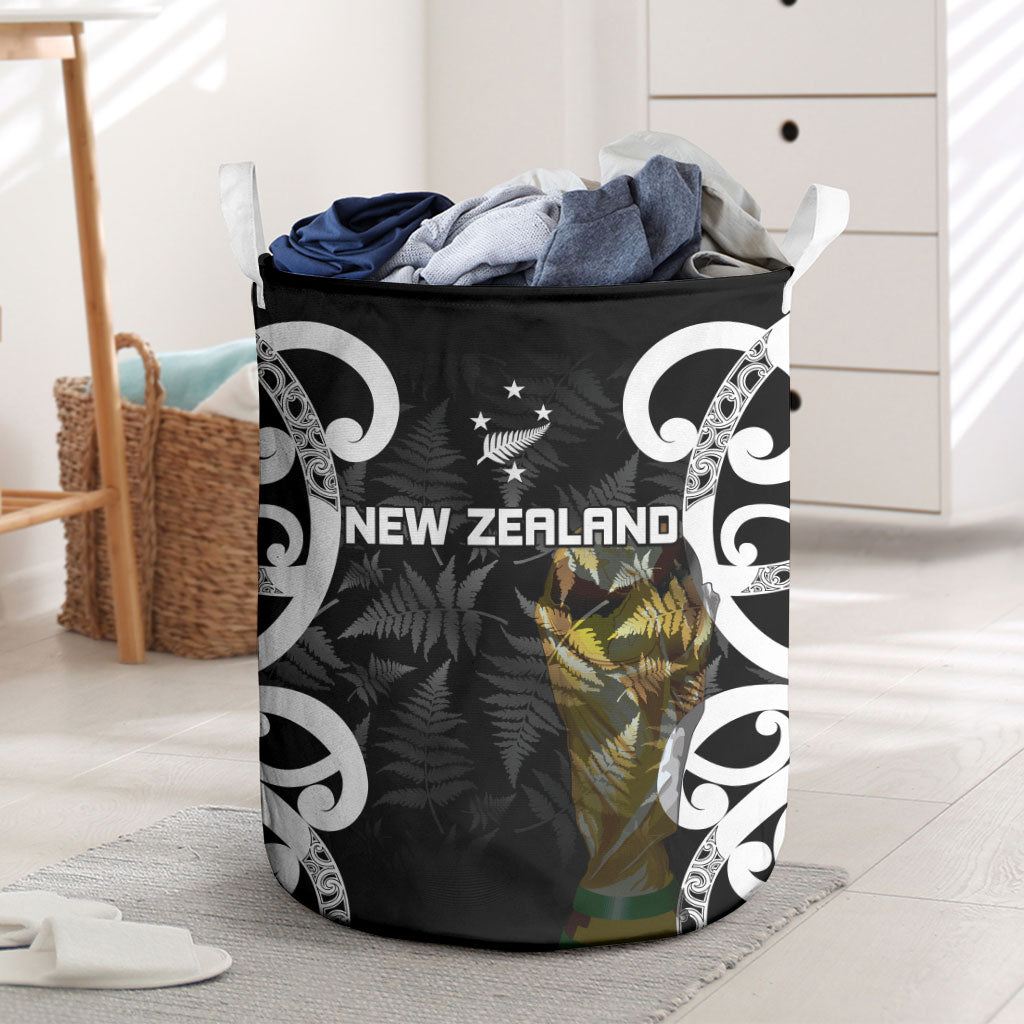 New Zealand WC2026 Black Laundry Basket Silver Fern
