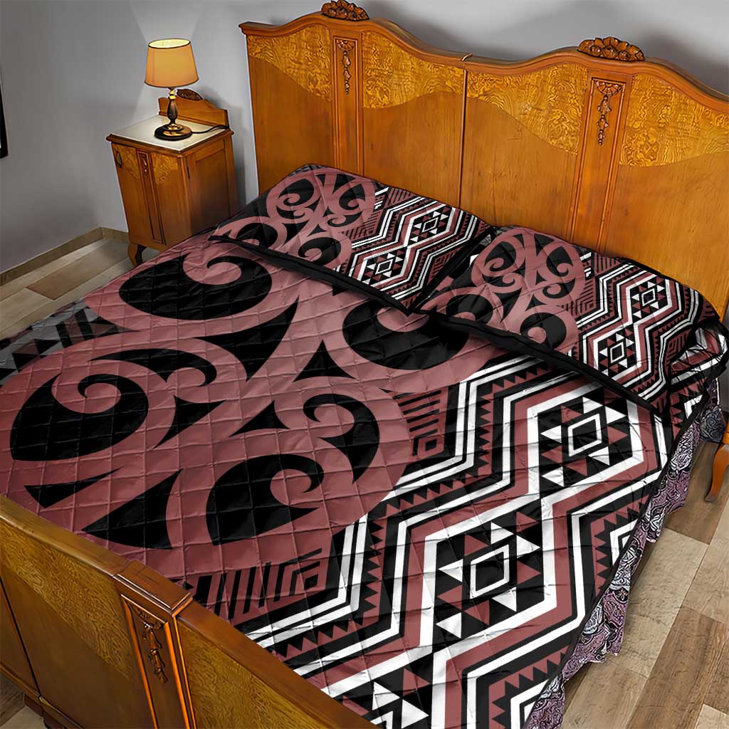 Maori Taniko Patterns Quilt Bed Set Brown Patiki Motifs Mix Whakairo Ngaru LT7 - Polynesian Pride