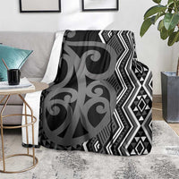 Maori Taniko Patterns Blanket Black Patiki Motifs Mix Whakairo Ngaru LT7 - Polynesian Pride