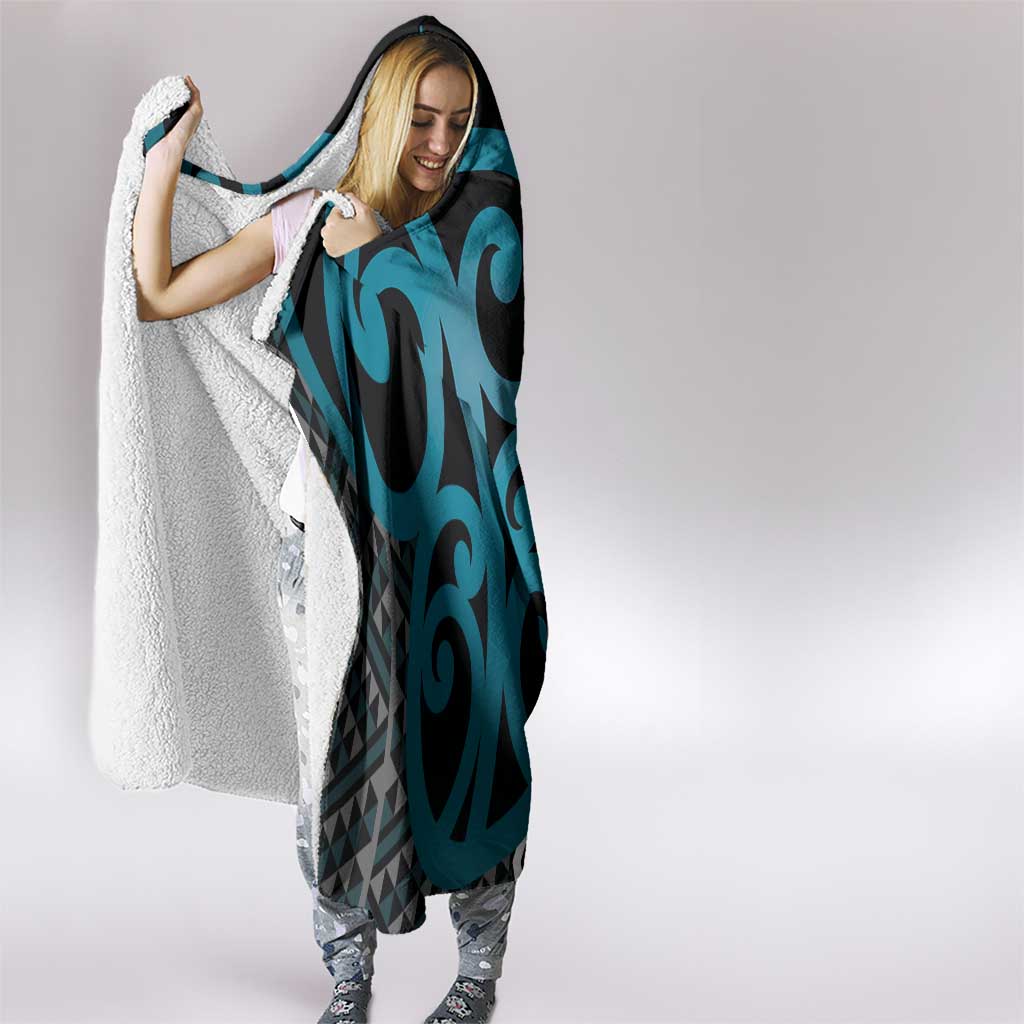 Maori Taniko Patterns Hooded Blanket Azure Patiki Motifs Mix Whakairo Ngaru LT7 - Polynesian Pride