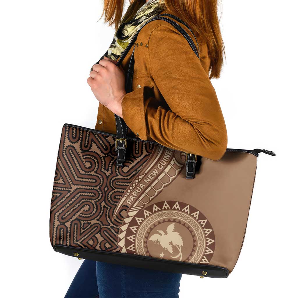 Papua New Guinea Oro Tapa Motif Leather Tote Bag Classic LT7 Brown - Polynesian Pride