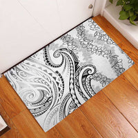 Polynesia Plumeria Lei Rubber Doormat White Curves Motif