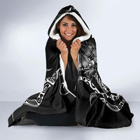Aloha Hawaii Turtles Floral Hooded Blanket Obsidian Glaze