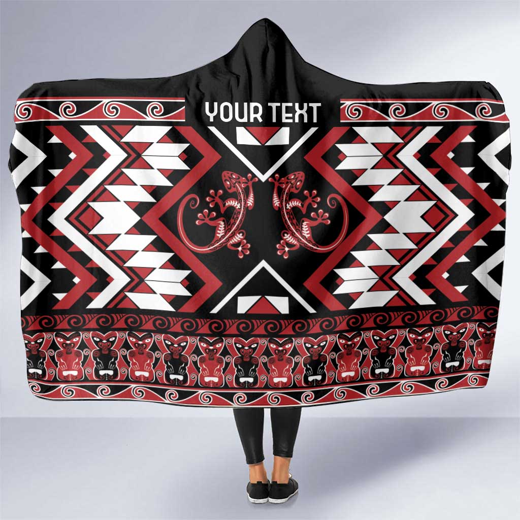 Personalised Aotearoa Waitangi Hooded Blanket Taniko Motifs - Mania Gecko LT7 One Size Red - Polynesian Pride
