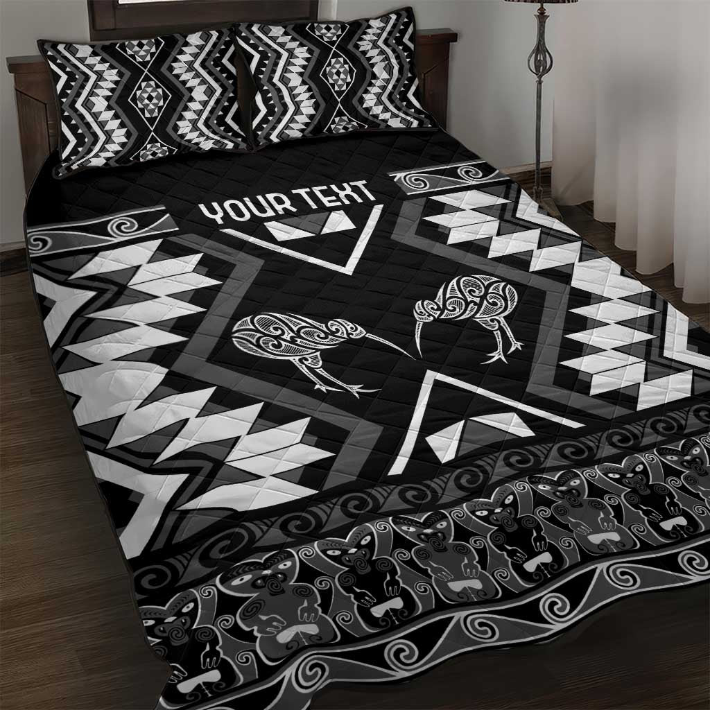 Personalised Taniko Motifs Aotearoa Quilt Bed Set Waitangi Kowhaiwhai Kiwi - Monochrome LT7 Grey - Polynesian Pride