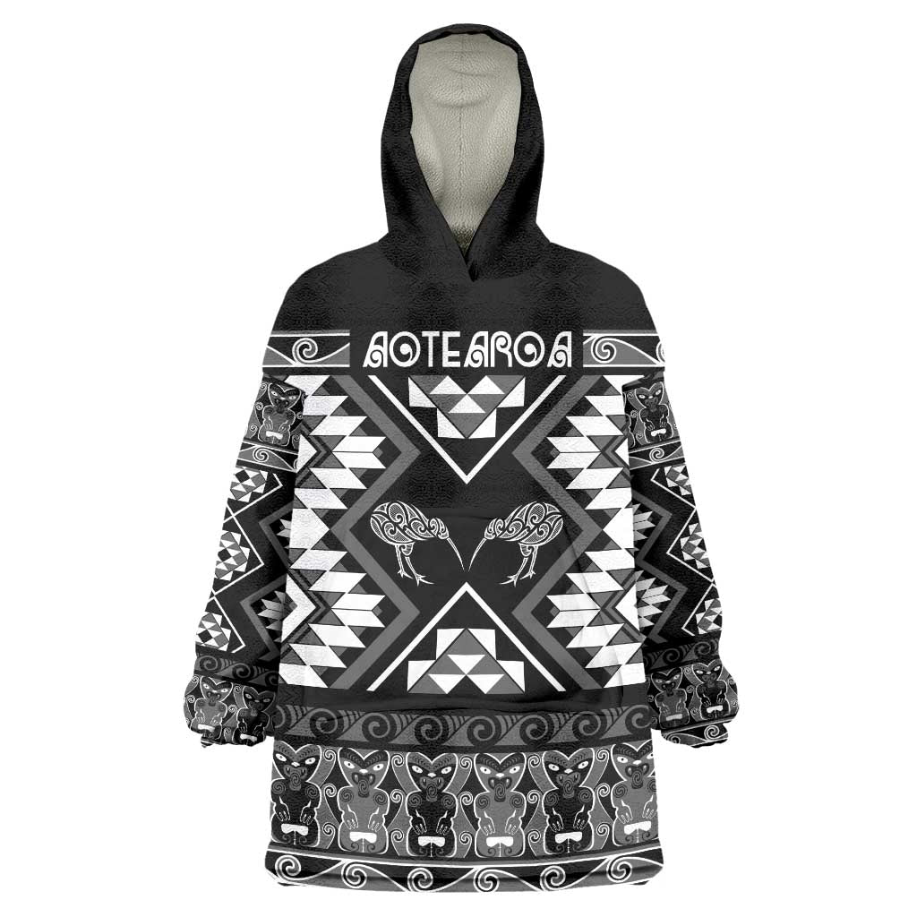 Personalised Taniko Motifs Aotearoa Wearable Blanket Hoodie Waitangi Kowhaiwhai Kiwi - Monochrome