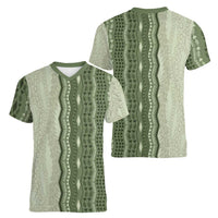 Vintage Sage Green Hawaiian Traditional Kapa Mix Flowers Lei Women V-Neck T-Shirt