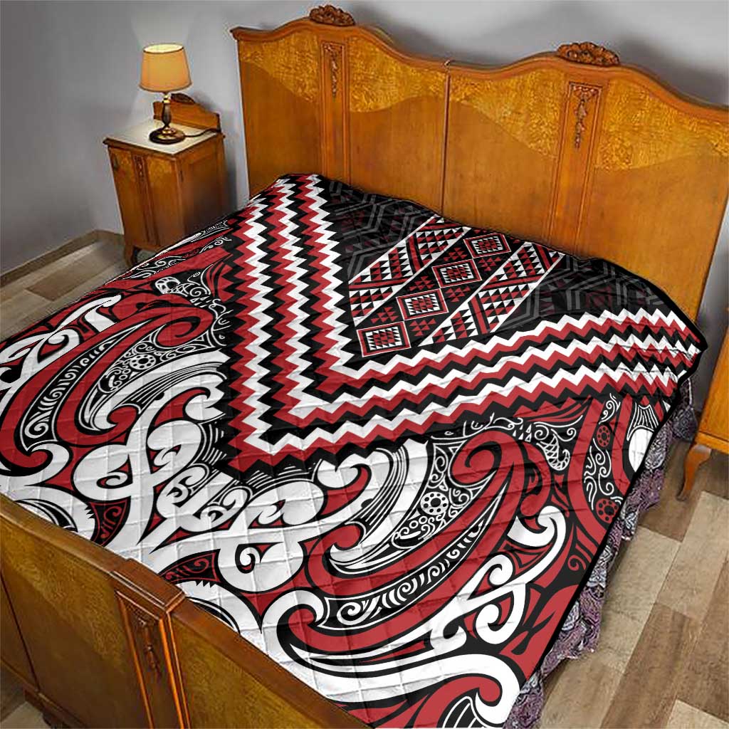 Maori Tukutuku Taniko Motifs Quilt Red Poutama Mix Kowhaiwhai