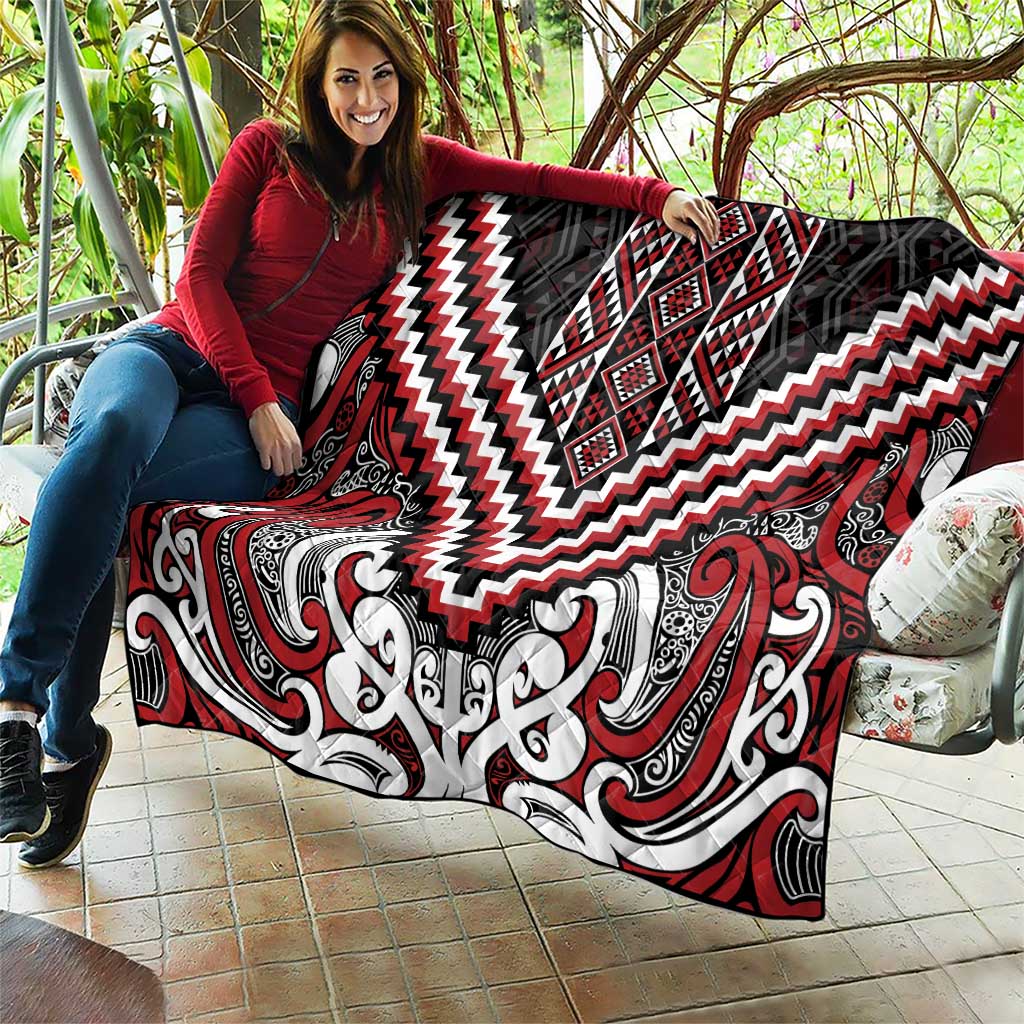 Maori Tukutuku Taniko Motifs Quilt Red Poutama Mix Kowhaiwhai