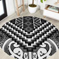 Maori Tukutuku Taniko Motifs Round Carpet Black Poutama Mix Kowhaiwhai