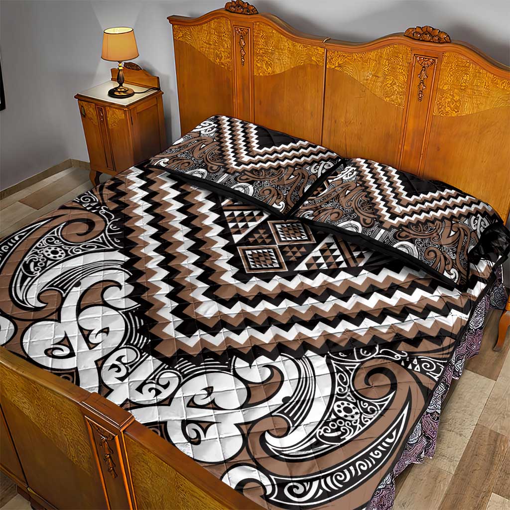 Maori Tukutuku Taniko Motifs Quilt Bed Set Brown Poutama Mix Kowhaiwhai LT7 - Polynesian Pride