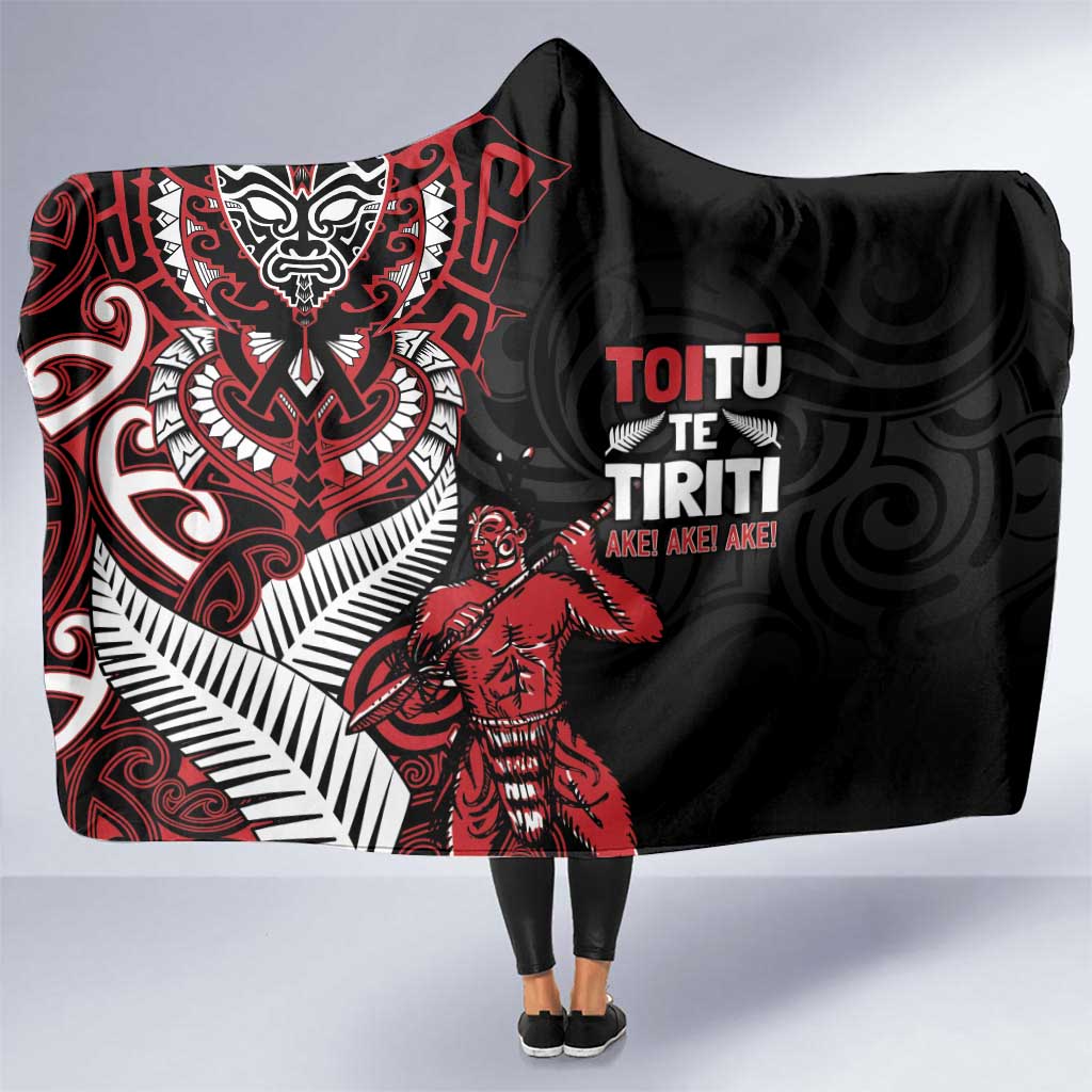 Aotearoa Toitu Te Tiriti Hooded Blanket Whakairo Wheku LT7 One Size Black - Polynesian Pride