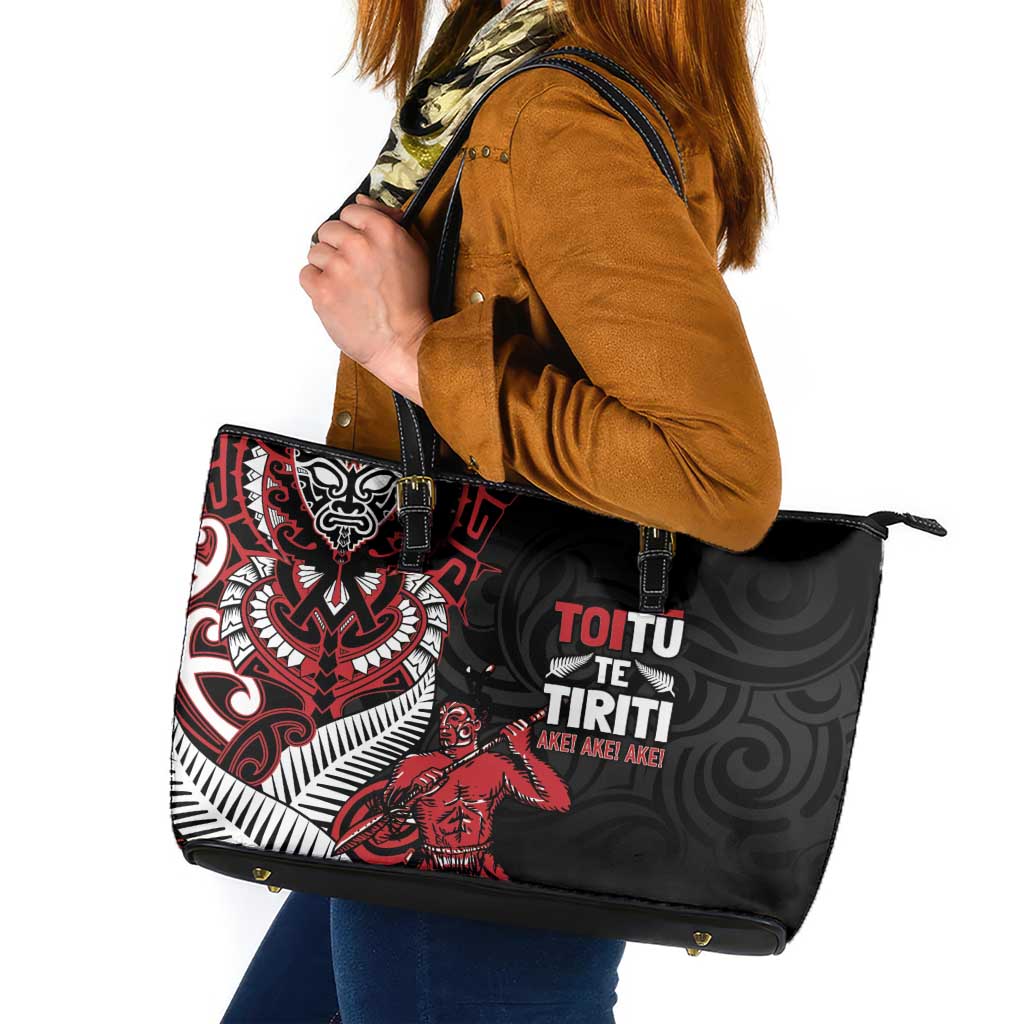 Aotearoa Toitu Te Tiriti Leather Tote Bag Whakairo Wheku LT7 Black - Polynesian Pride