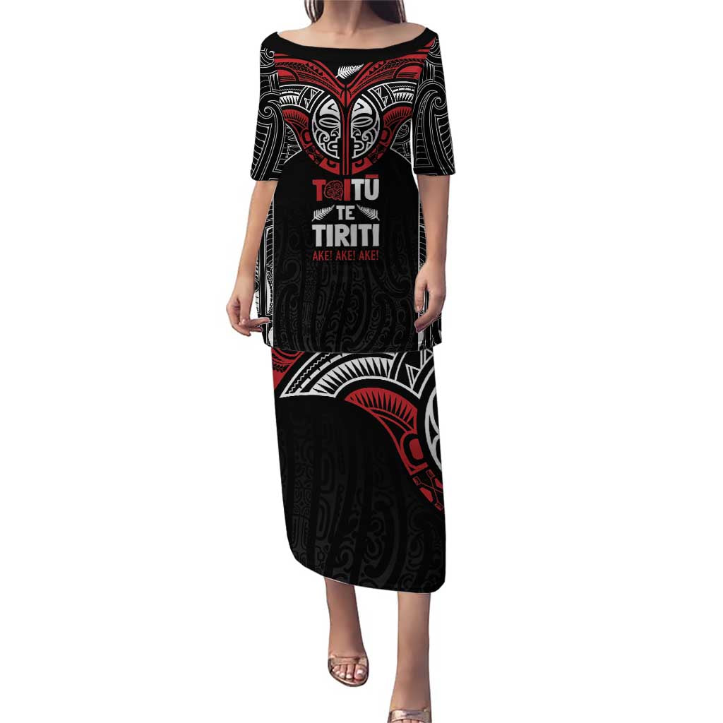 Aotearoa Maori Personalized Puletasi Toitu Te Tiriti Ake! Ake! Ake! LT7 Long Dress Black - Polynesian Pride