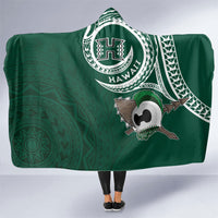 Hawaii Rainbow Warriors Alumni Hooded Blanket Ti Maile Lei - Glory For The Warriors LT7 One Size Dark Green - Polynesian Pride