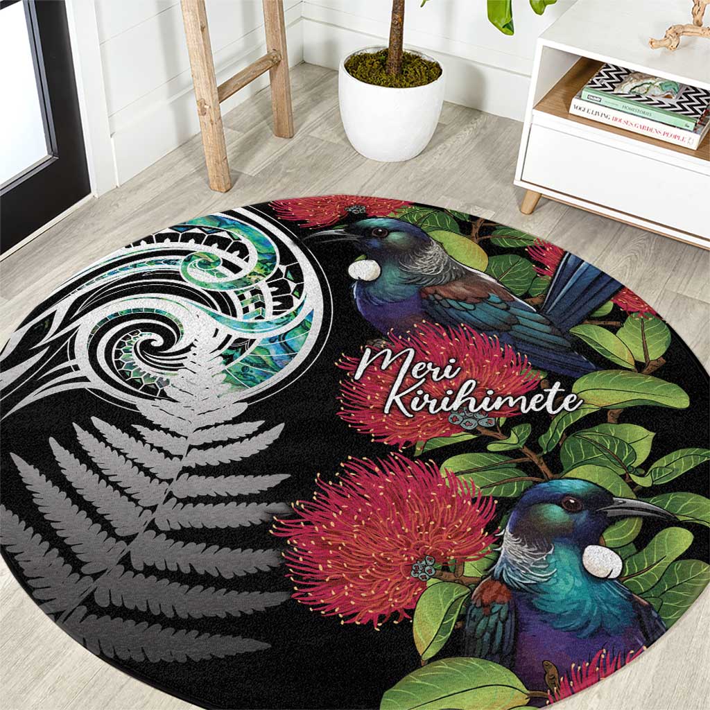 Meri Kirihimete New Zealand Round Carpet Tui on Pohutukawa