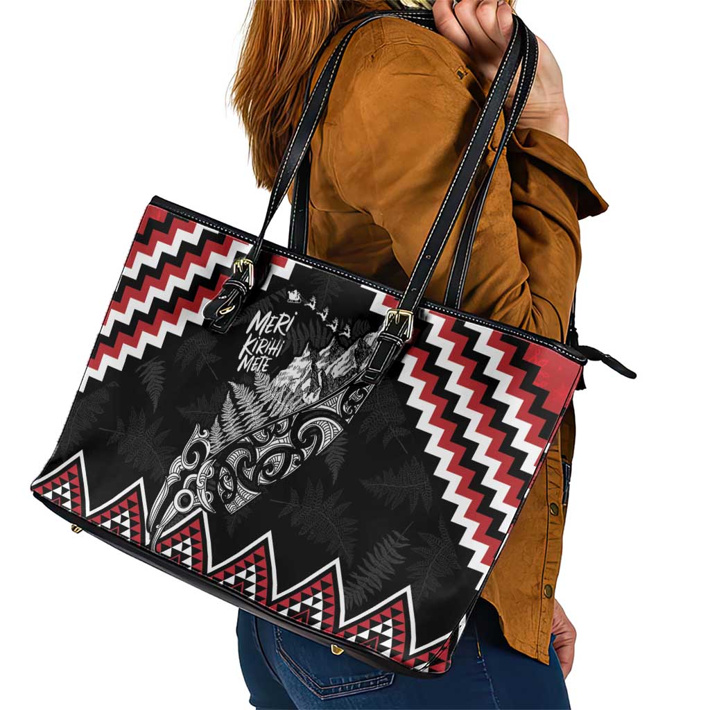 New Zealand Christmas Taniko Poutama Leather Tote Bag Mountainscape Maori Fern - Polynesian Pride