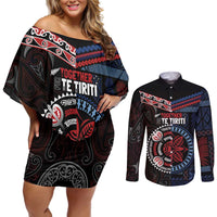 Aotearoa and Samoa Together For Te Tiriti Couples Matching Off Shoulder Short Dress and Long Sleeve Button Shirt Kowhaiwhai Mix Siapo - Flag Color