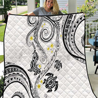 Polynesia Tribal Quilt White Plumeria Tentacles
