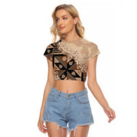 Bula Fiji Plumeria Tagimoucia Salusalu Beige Raglan Cropped T Shirt Kaiviti Masi - Polynesian Pride