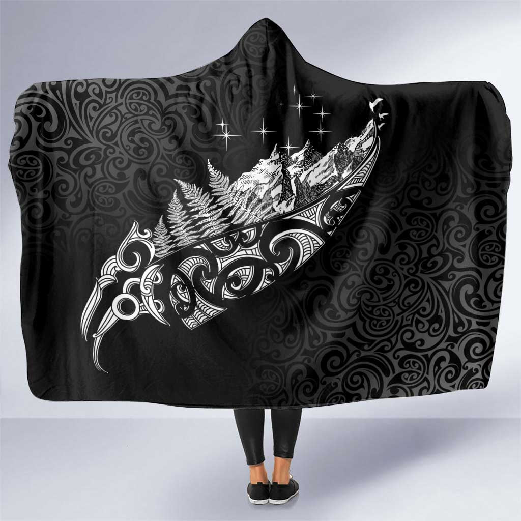 Maori Matariki Hooded Blanket Landscape Styled Fern - Monochrome