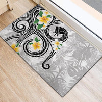 Kanaka Maoli Hawaii Plumeria Rubber Doormat Dancing Tentacles White Style