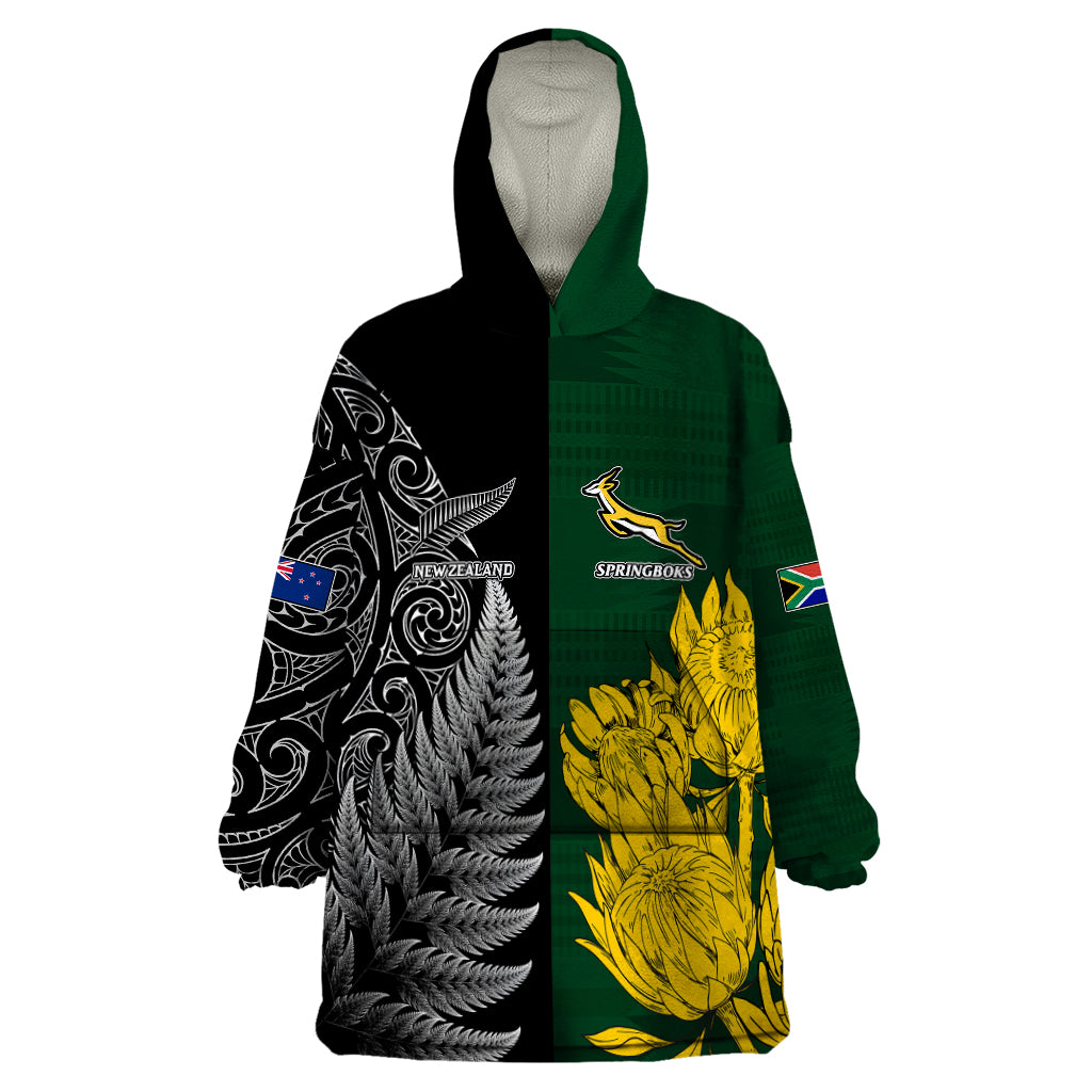 Personalised New Zealand Mix South Africa Rugby Wearable Blanket Hoodie Protea Vs. Silver Ferns LT7 One Size Art - Polynesian Pride