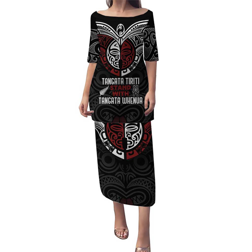 Maori Hongi Toitu Te Tiriti Puletasi Tangata Tiriti Stand With Tangata Whenua LT7 Long Dress Black - Polynesian Pride