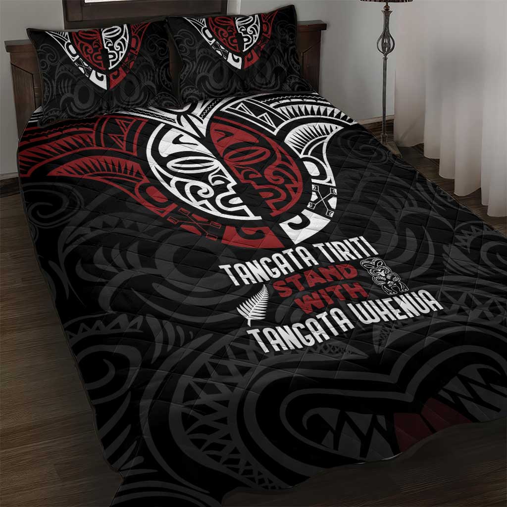 Maori Hongi Toitu Te Tiriti Quilt Bed Set Tangata Tiriti Stand With Tangata Whenua LT7 Black - Polynesian Pride