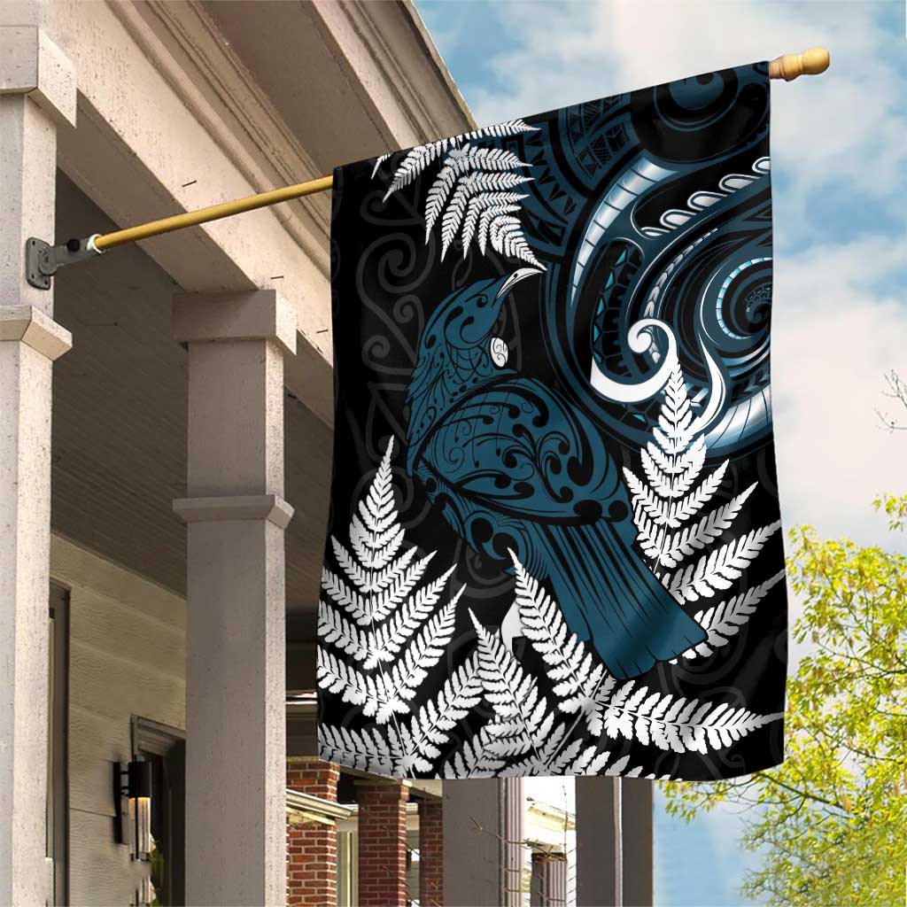 New Zealand Tui Bird Garden Flag Maori Kowhaiwhai