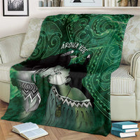 New Zealand Aroha Koe Mama Blanket Maori Hongi - Pounamu
