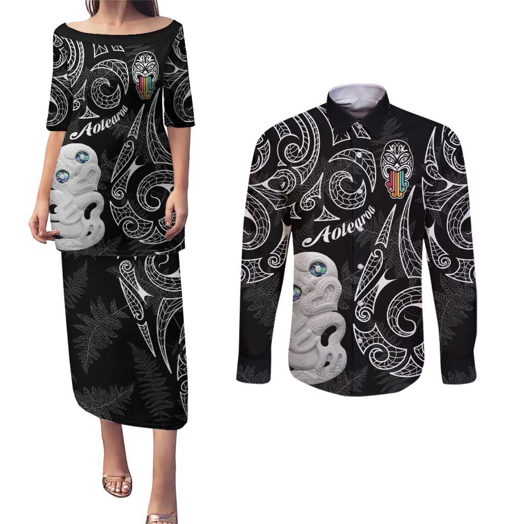 Kia Hara Te reo Maori Couples Matching Puletasi and Long Sleeve Button Shirt Manaia Moko Pattern LT7 Black - Polynesian Pride