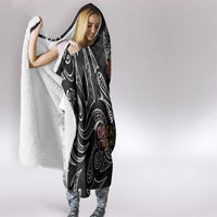 Kia Hara Te reo Maori Hooded Blanket Manaia Moko Pattern LT7 - Polynesian Pride