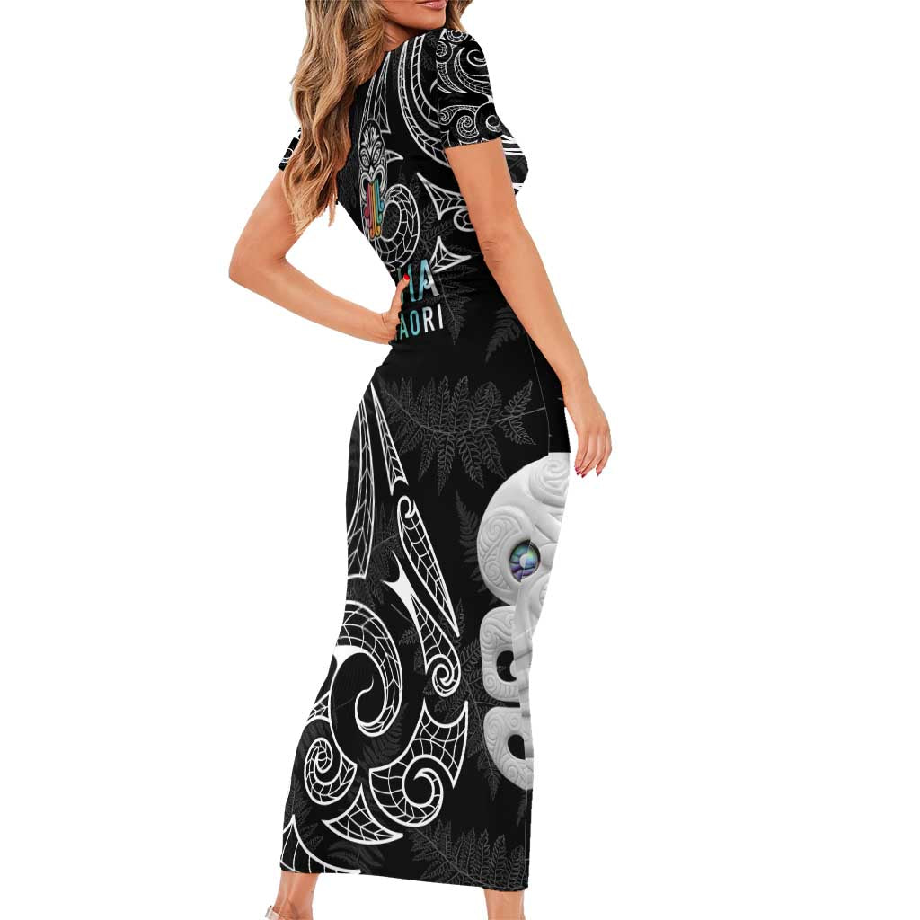 Kia Hara Te reo Maori Short Sleeve Bodycon Dress Manaia Moko Pattern