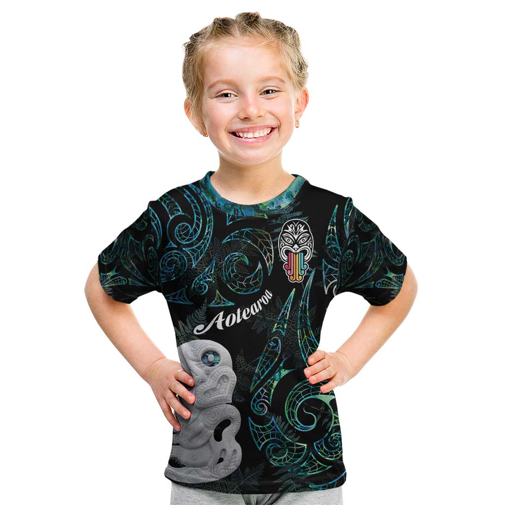 Kia Hara Te reo Maori Kid T Shirt Manaia Moko Mix Paua Shell