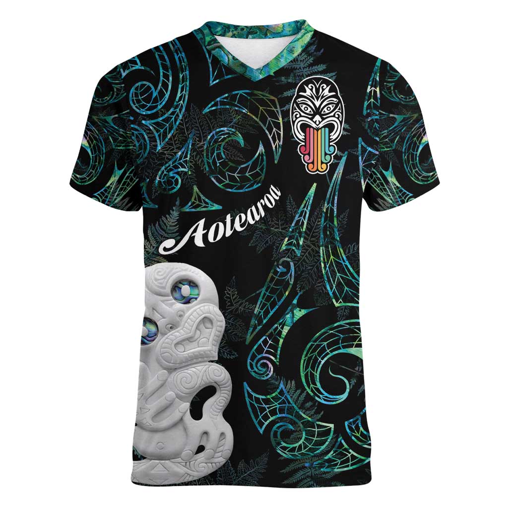 Kia Hara Te reo Maori Women V-Neck T-Shirt Manaia Moko Mix Paua Shell