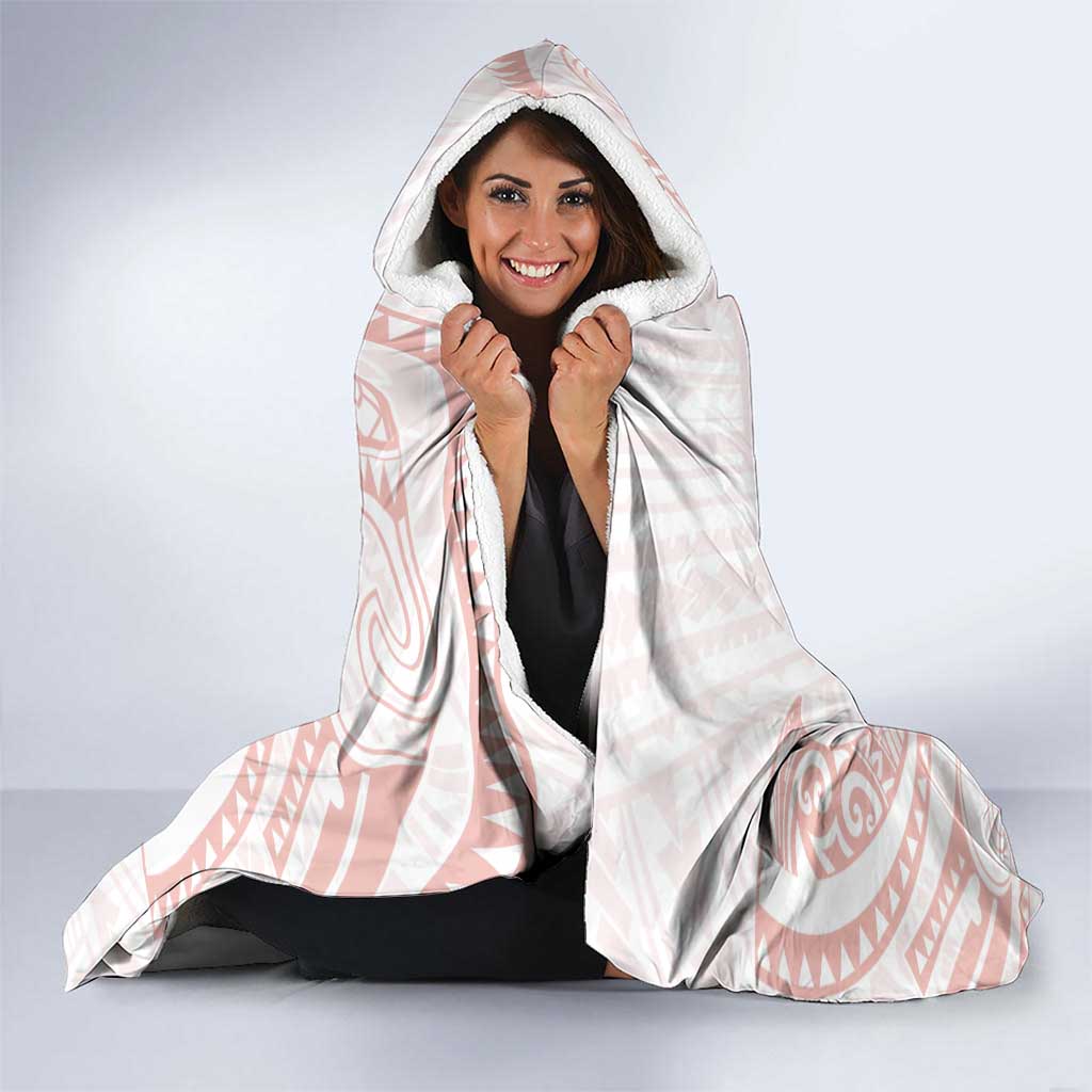 White Sunday Lotu Tamaiti Hooded Blanket Polynesian Wave Pastel Blush - Polynesian Pride