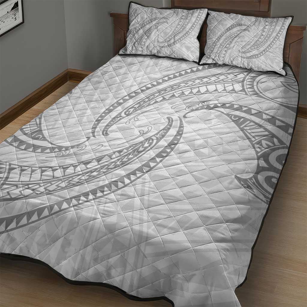 White Sunday Lotu Tamaiti Quilt Bed Set Polynesian Wave Pastel Gray - Polynesian Pride