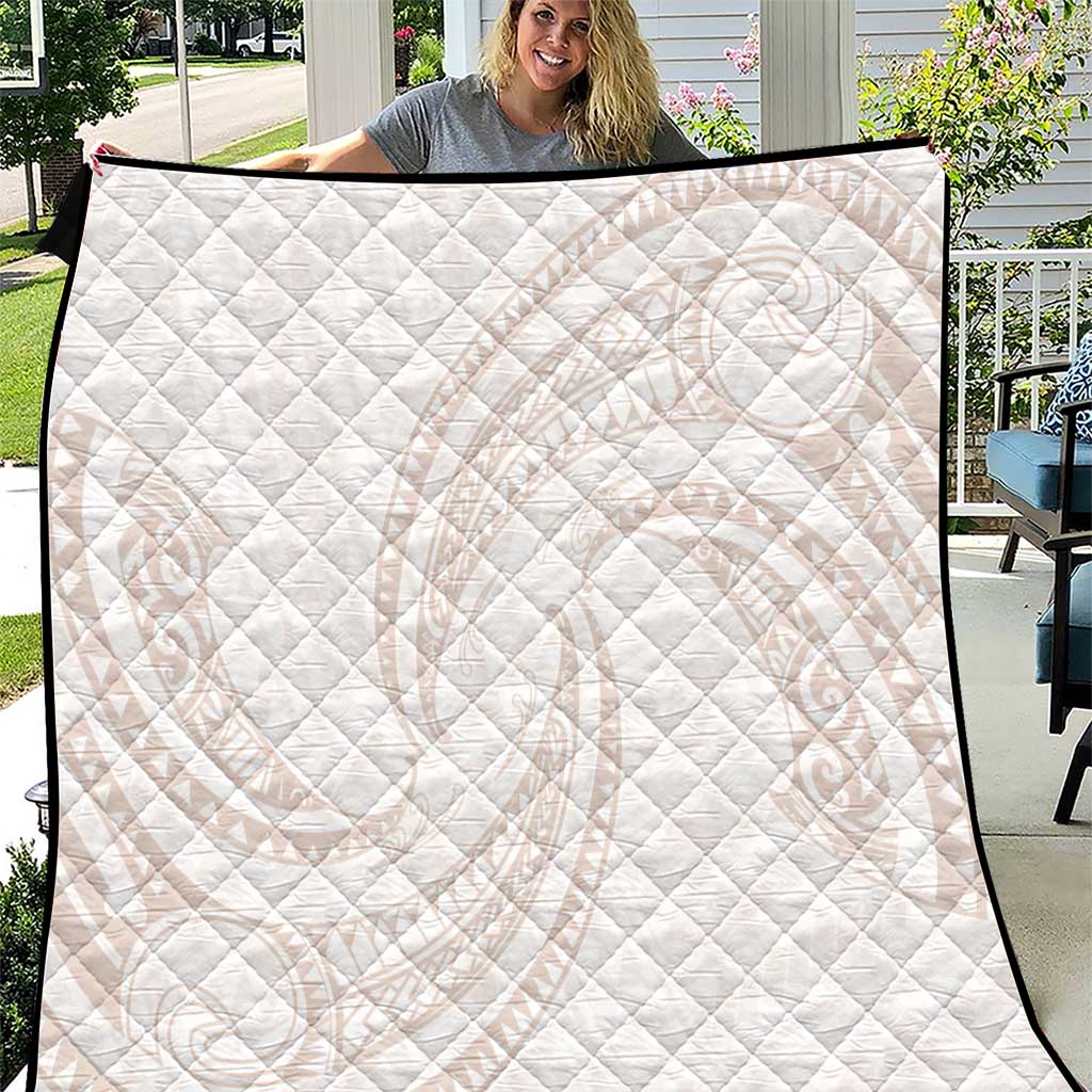 White Sunday Lotu Tamaiti Quilt Polynesian Wave Pastel Nude - Polynesian Pride