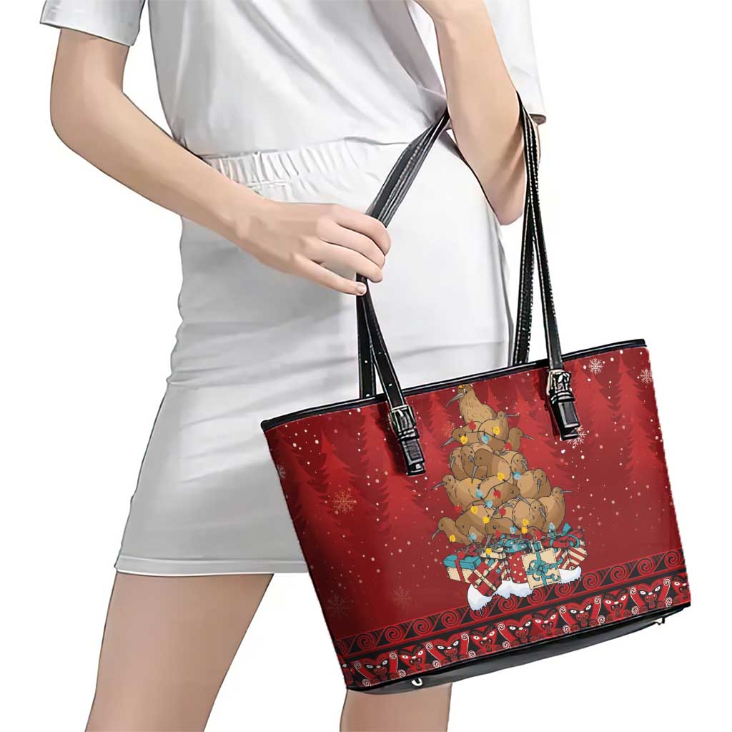 Funny Kiwi Bird Xmas Tree Leather Tote Bag New Zealand Tribal Christmas Spirit - Polynesian Pride