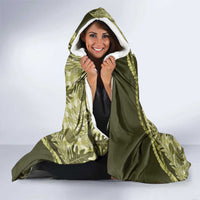 Hawaii Breadfruit Palaka Hooded Blanket Omaomao Maile Lei LT9 - Polynesian Pride