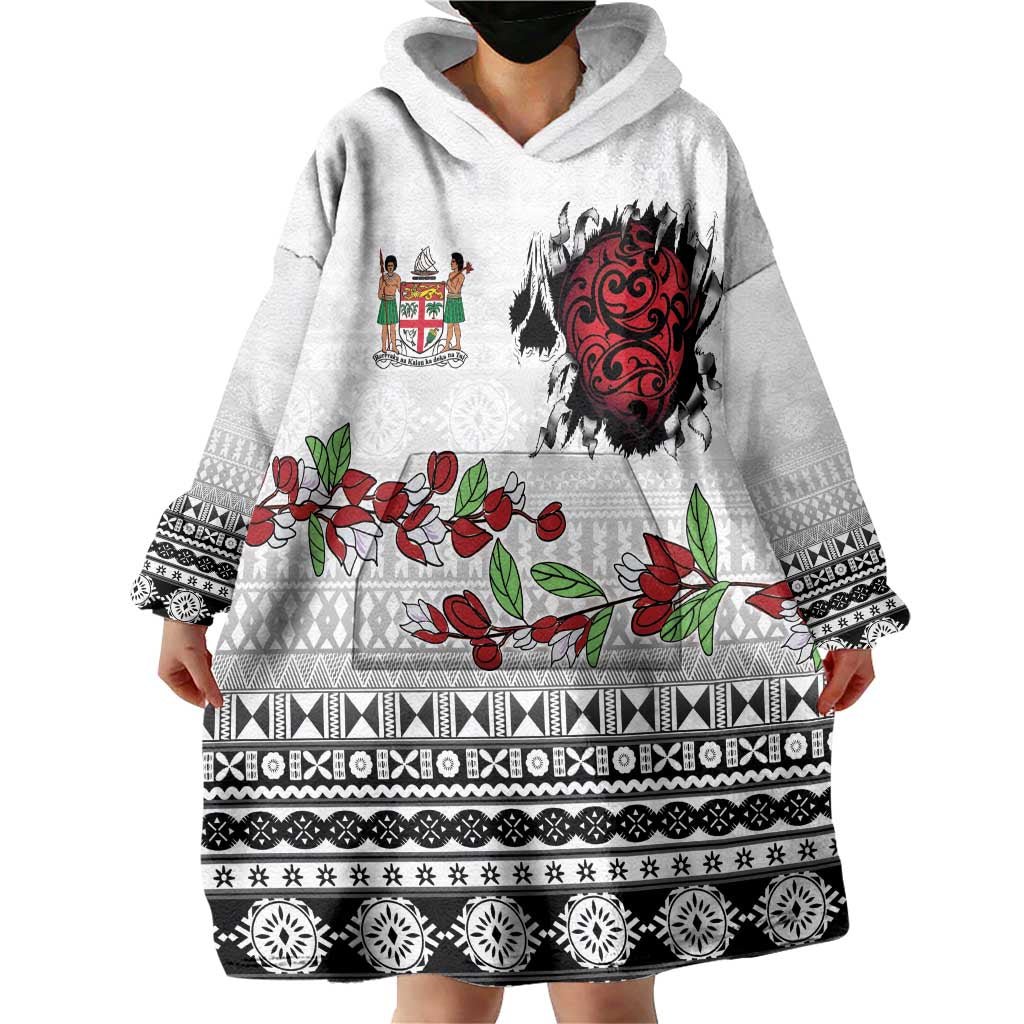 Fiji Heart Tribal Personalised Wearable Blanket Hoodie Polynesian Patterns LT9 - Polynesian Pride