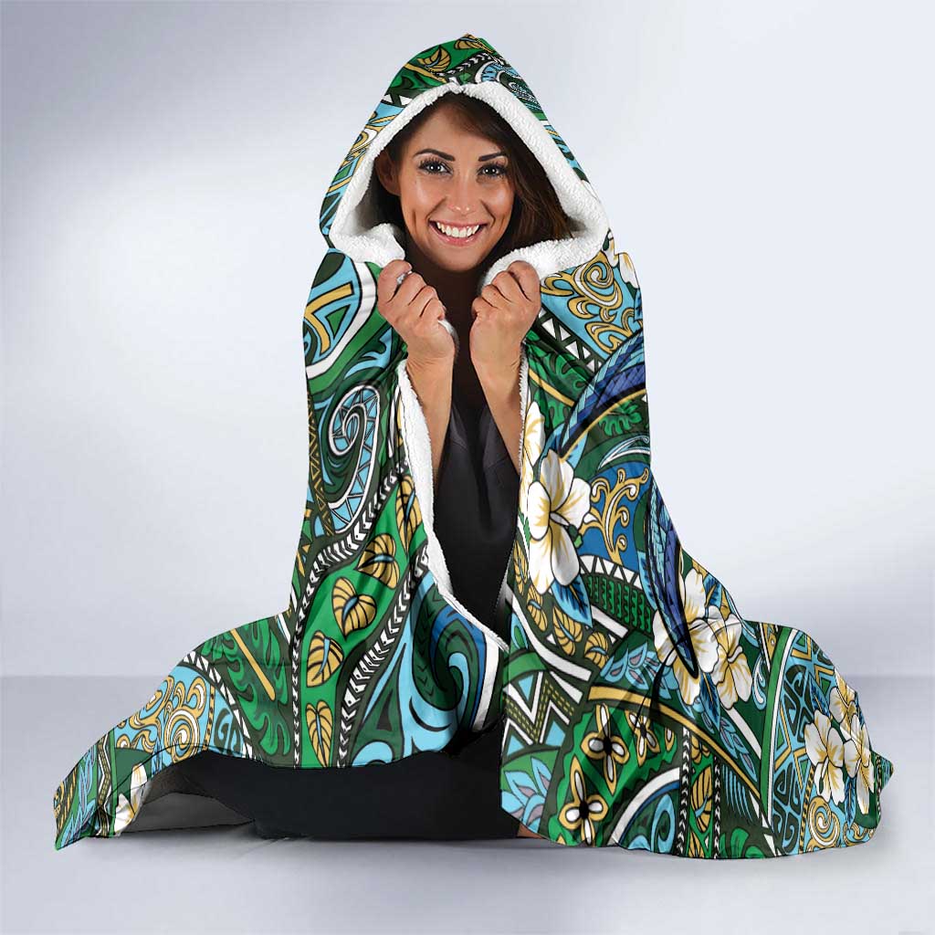 Personalised Hawaii Tribal Humpback Whale Hooded Blanket Omaomao Hibiscus Seamless Pattern
